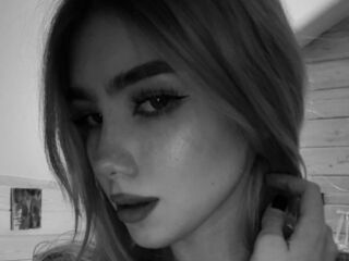 hot cam play EmmaBlond