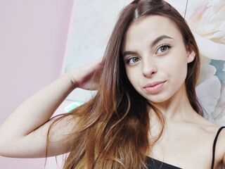 mastubating web cam girl EzabellaWell