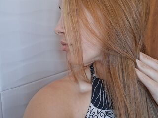 closeup web cam FlorAnderson