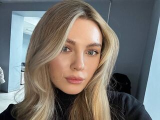 camgirl live sex photo GladysAgard
