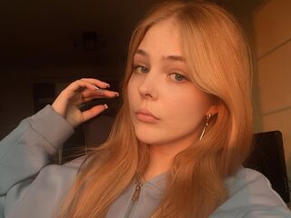 cam strip tease GraceLake
