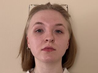 beautiful girlcam HienRosse