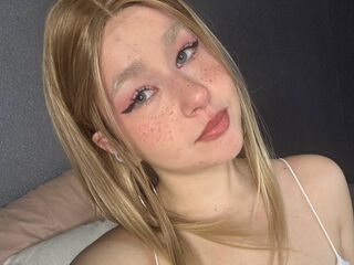 naked webcam girl fingering HoneyLumi