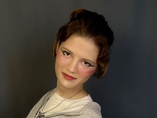 naughty camgirl masturbating with dildo IrisKemp