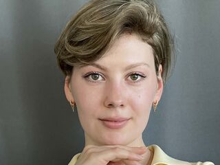 mastubating web cam girl JanHilbert