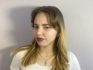 free webcam chat KeiraBau