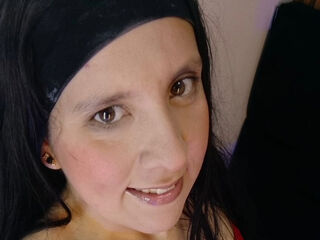 camgirl showing tits KellyRodriguez