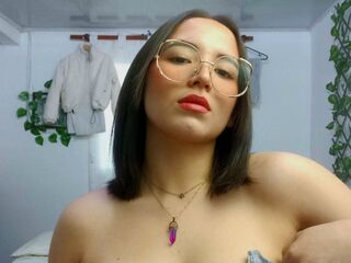 naughty webcamgirl KittyLuz