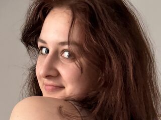 naked camgirl masturbating with dildo KrissLean