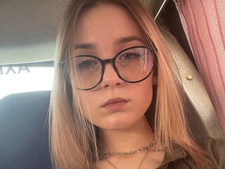 hot camslut KristenMooren