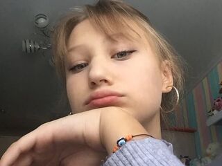 hot webcam slut LakeeshaBrimmer