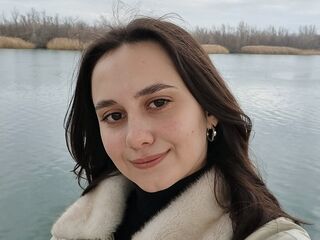 beautiful webcamgirl LateshaKaspar