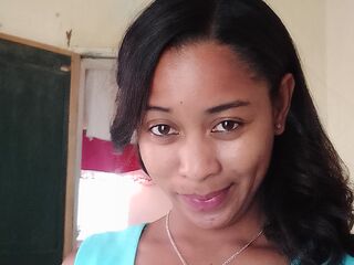 webcamgirl live sex LaylahMorgane