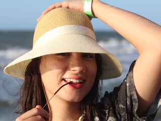 camslut topless LexasWorld