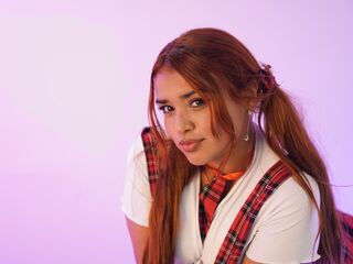 masturbating camgirl LiliMatheuss