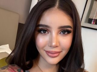 strip show LucciaSantos