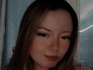 camwhore spreading pussy LunaBun