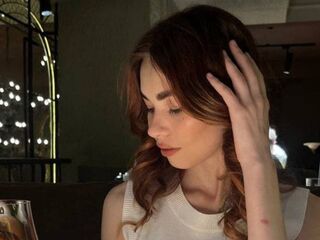beautiful camgirl LuxeLina