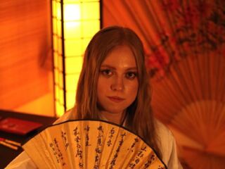 cam girl live webcam video MandiKressierer