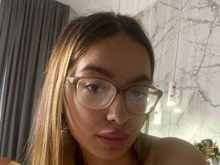 fingering girl webcam picture MarianaPollack
