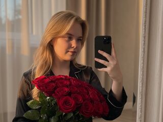 naughty chat room MelissaMyla