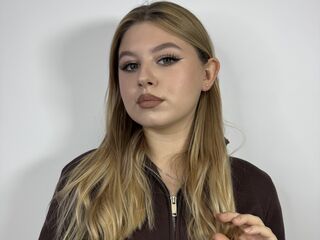 camgirl MercedesVaught