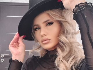 cam bitch MoniqueSin