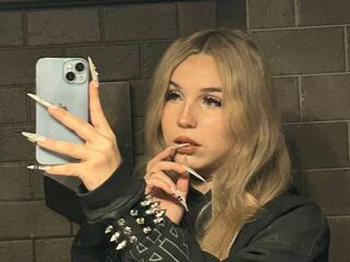 cam girl masturbating with sextoy NanciCamberos