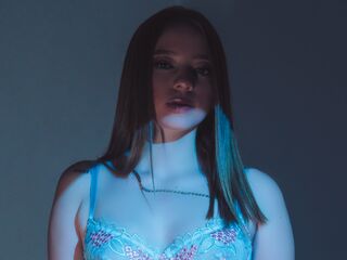 cam chat room NaxxaEvans