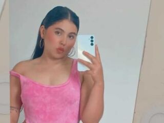 cam girl masturbating NikkyBotero