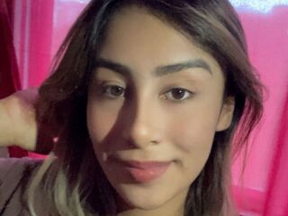 free live chat NovaQuenn