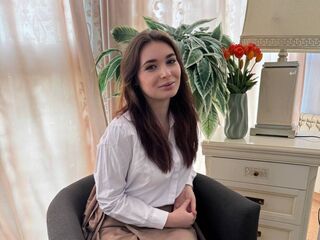 cam girl fingering QueenieHails