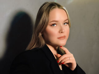 camslut topless SallySavage