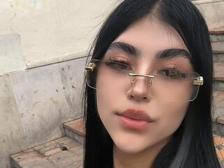 naughty cam bitch SaraHearth