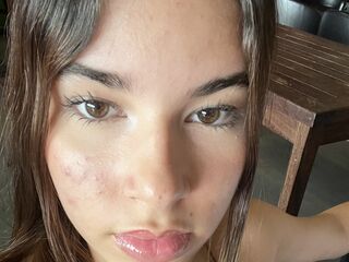 girl webcam SariLane