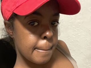 cam girl playing with sextoy SeaBaddieGoddess
