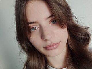 naked girl with webcam masturbating with sextoy SerenaWempa