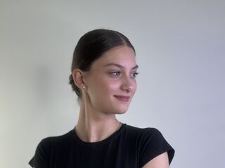 camgirl video chat SharikaWigington