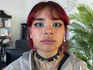 free webcam chat SophieJhoms