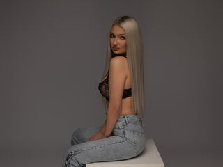 naked cam girl masturbating SophieTimber