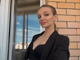 hot girl cam SuzanUemura