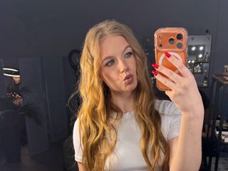 webcamgirl chatroom TainaSaffo