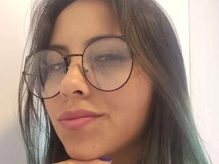 streaming live cam ThiaraSanchez