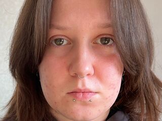 topless girl TieshaBevell