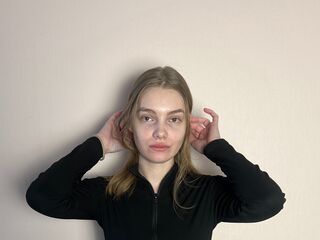 camgirl photo ToccaraPikula