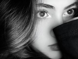 hot web cam show VickyToure